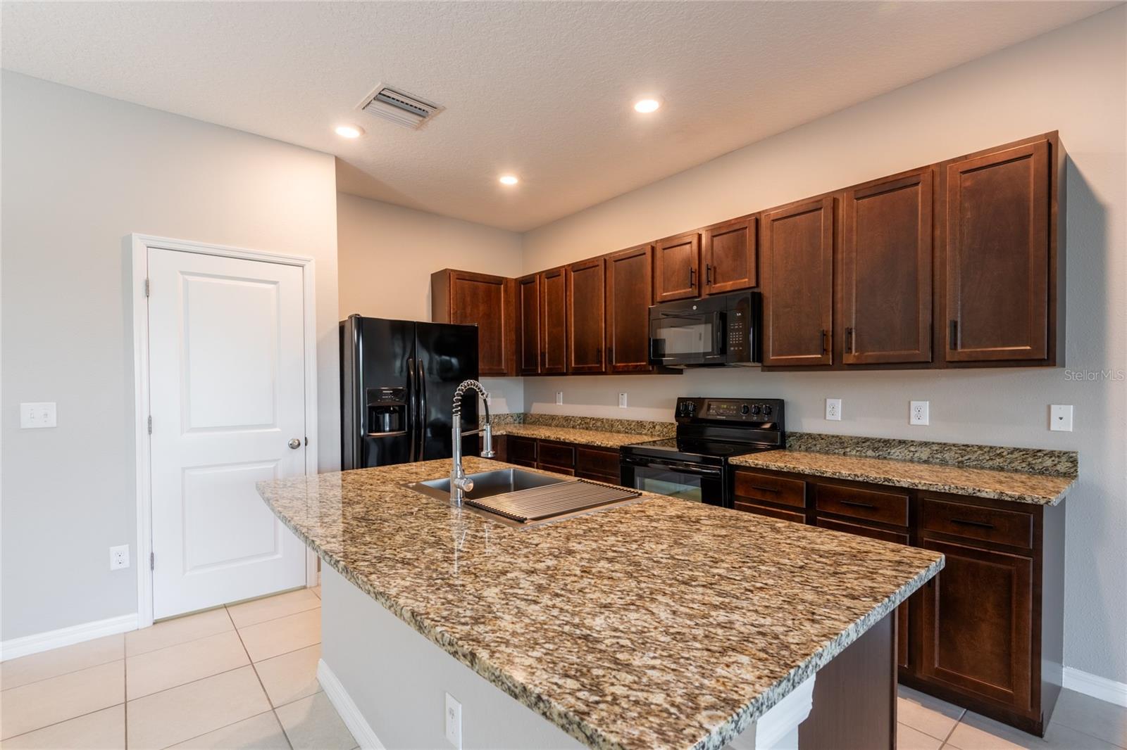 UNION PARK PH 7A & OLDWOODS AVEN - Residential