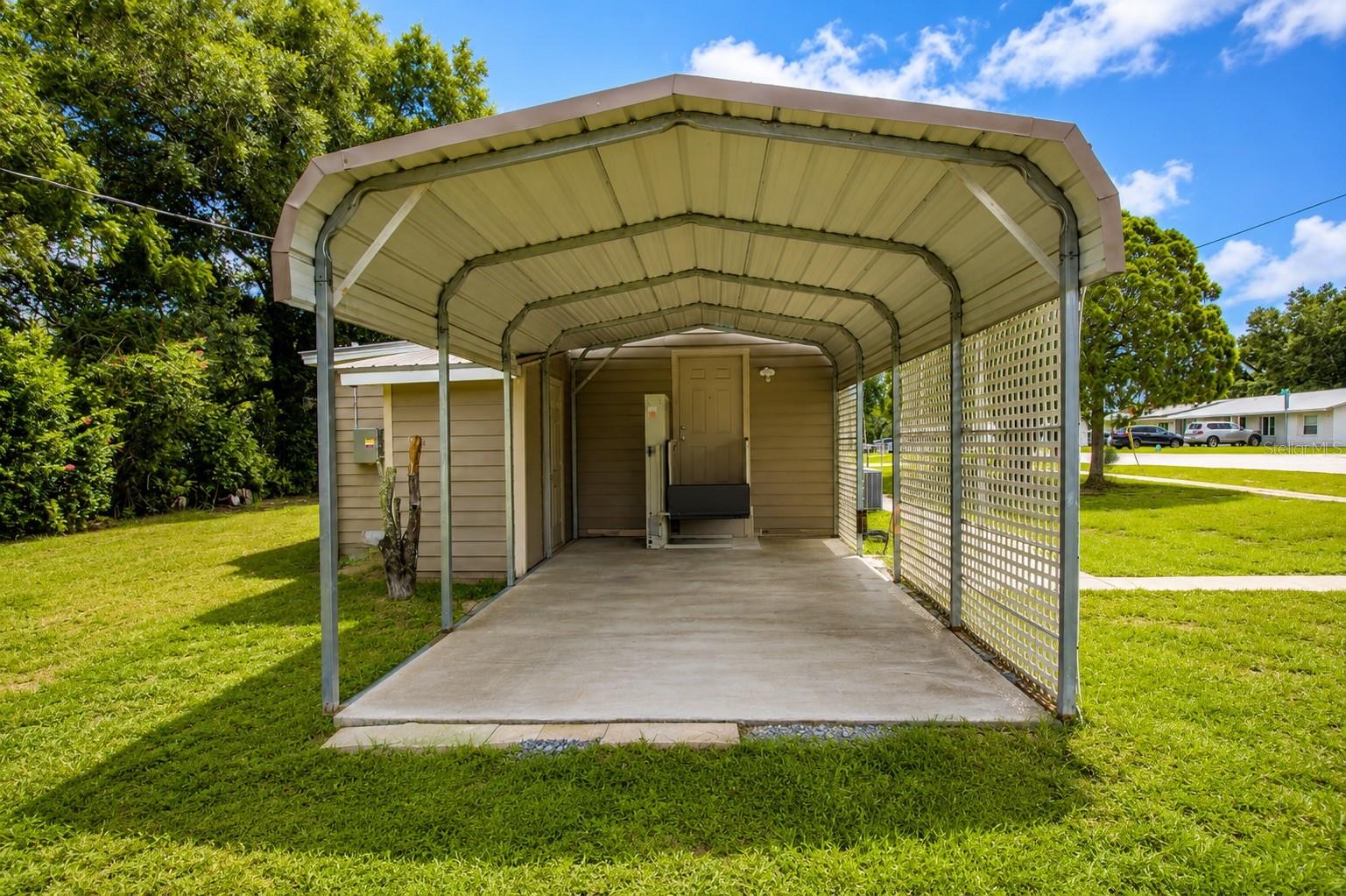 CITY ZEPHYRHILLS - Residential