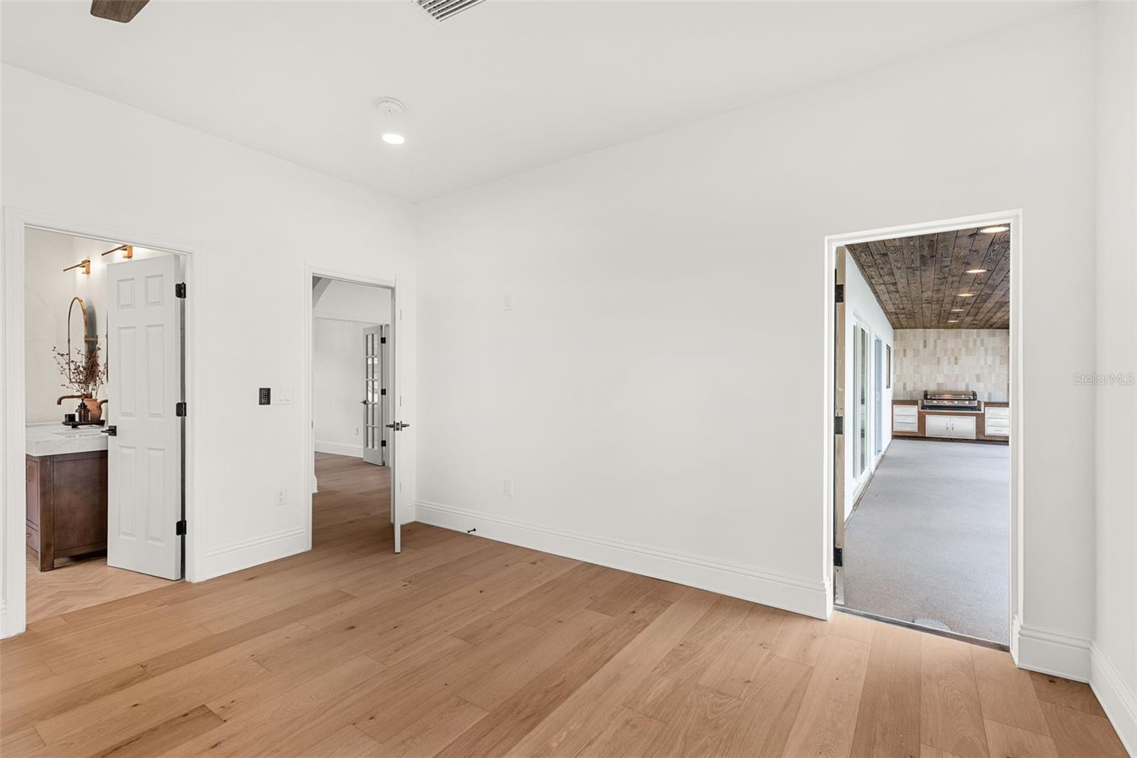 CONWAY SHORES - Residential