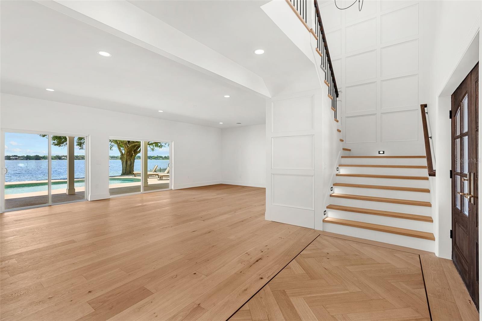 CONWAY SHORES - Residential