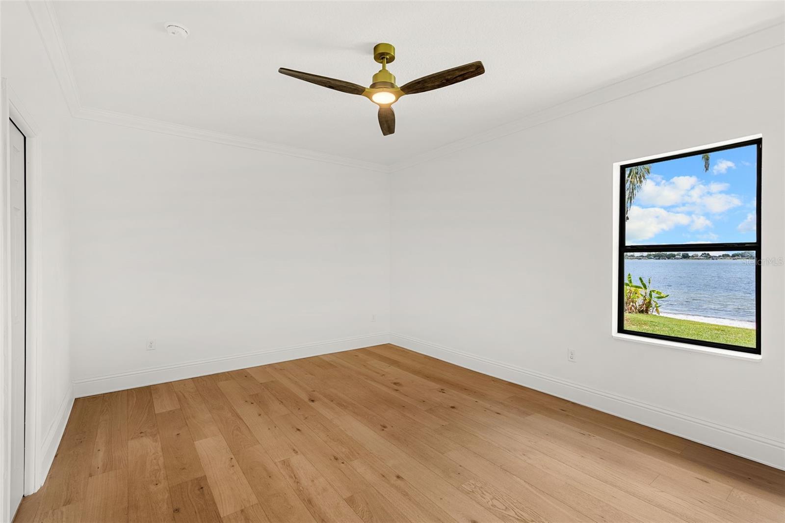 CONWAY SHORES - Residential