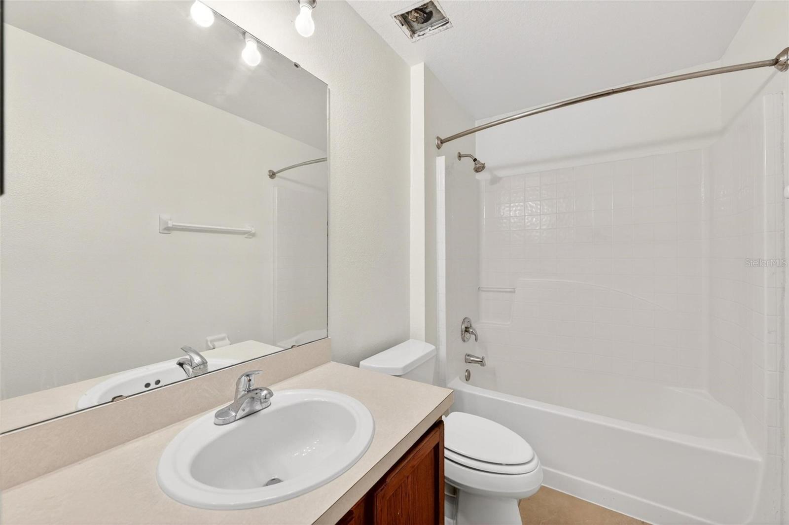 HATCHWOOD ESTATES - Residential