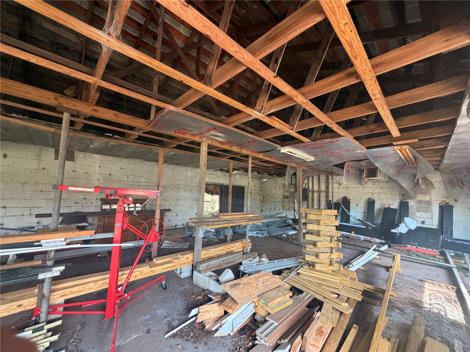 OLUSTEE MANOR FARMS ADD - Commercial Sale