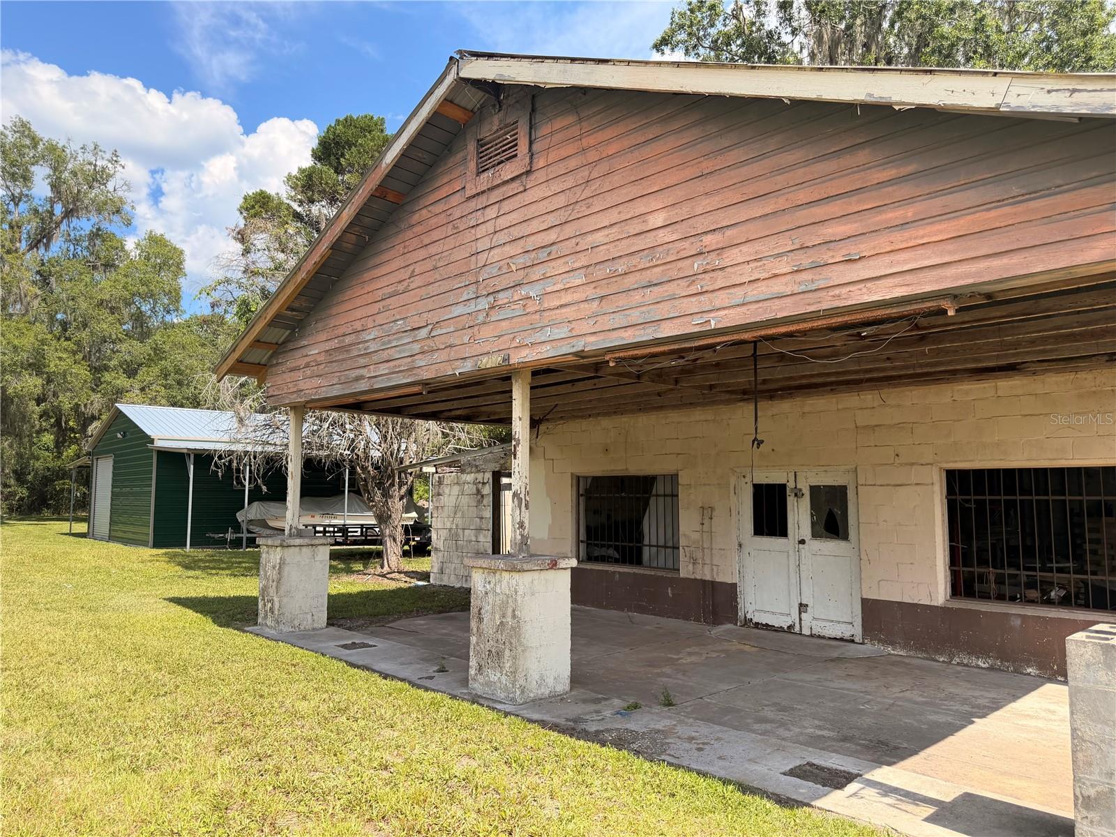 OLUSTEE MANOR FARMS ADD - Commercial Sale