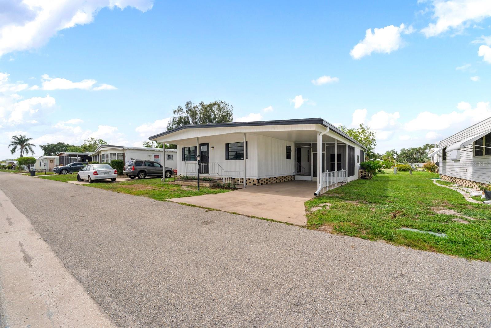 SHADOW BROOK MOBILE HOME - Residential