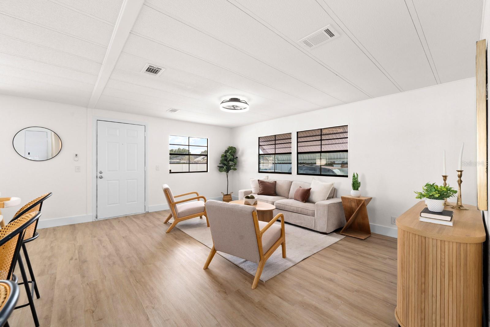 SHADOW BROOK MOBILE HOME - Residential