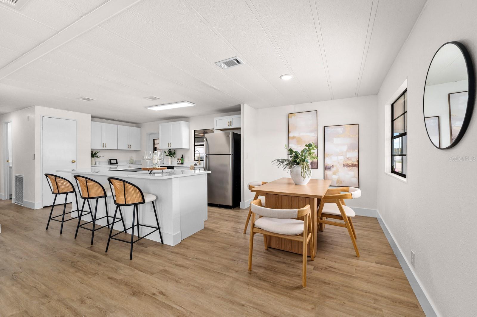 SHADOW BROOK MOBILE HOME - Residential