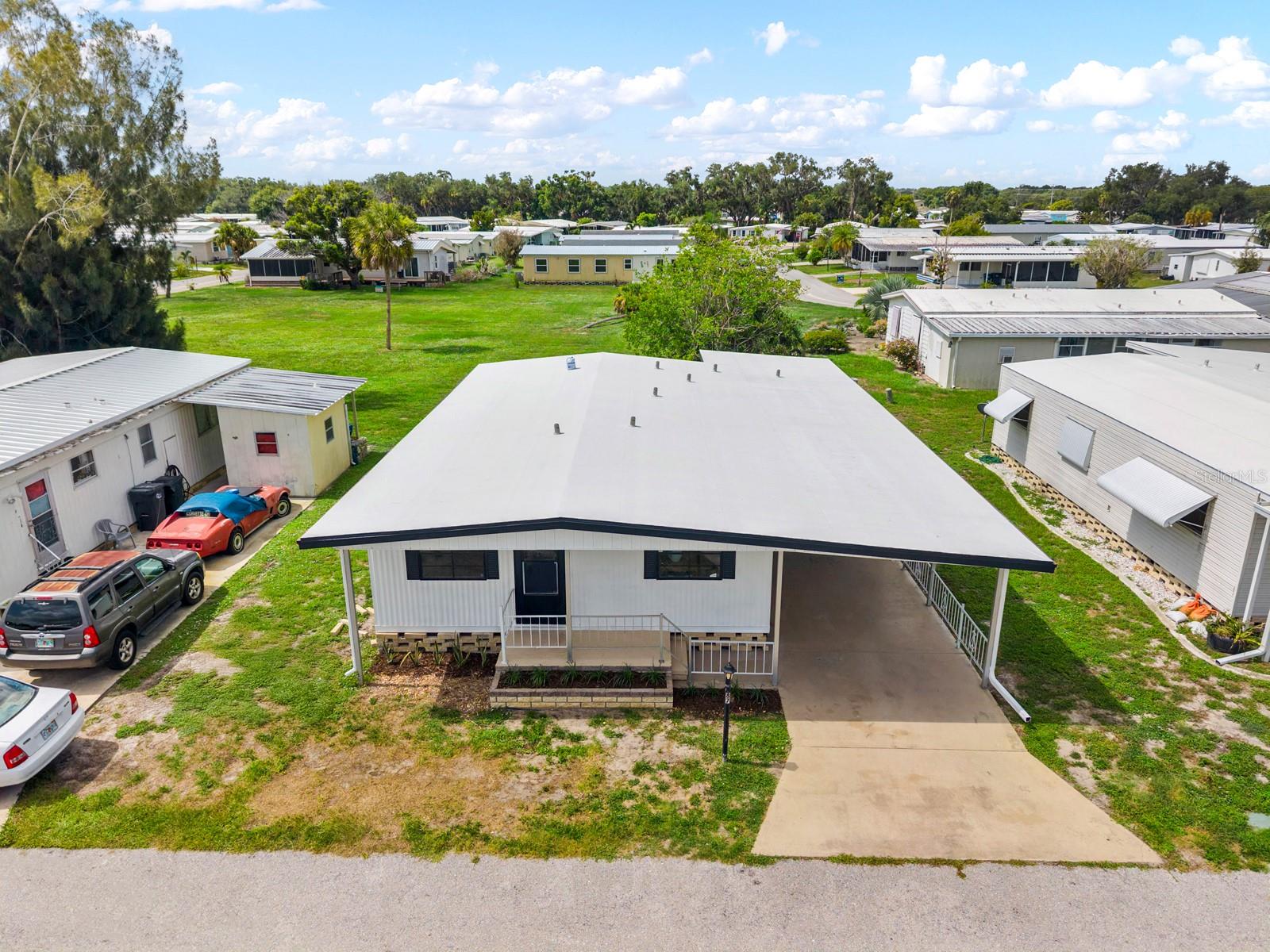 SHADOW BROOK MOBILE HOME - Residential
