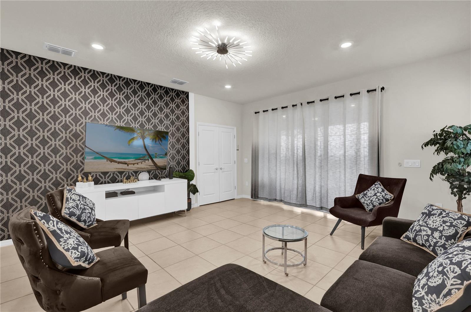 WINDSOR ISLAND RESIDENCE - Residential
