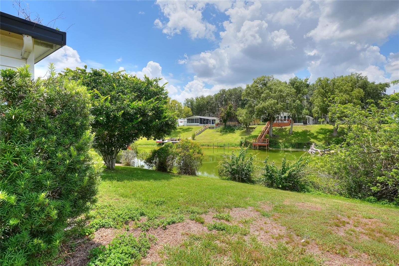 FLORAL LAKES - Residential