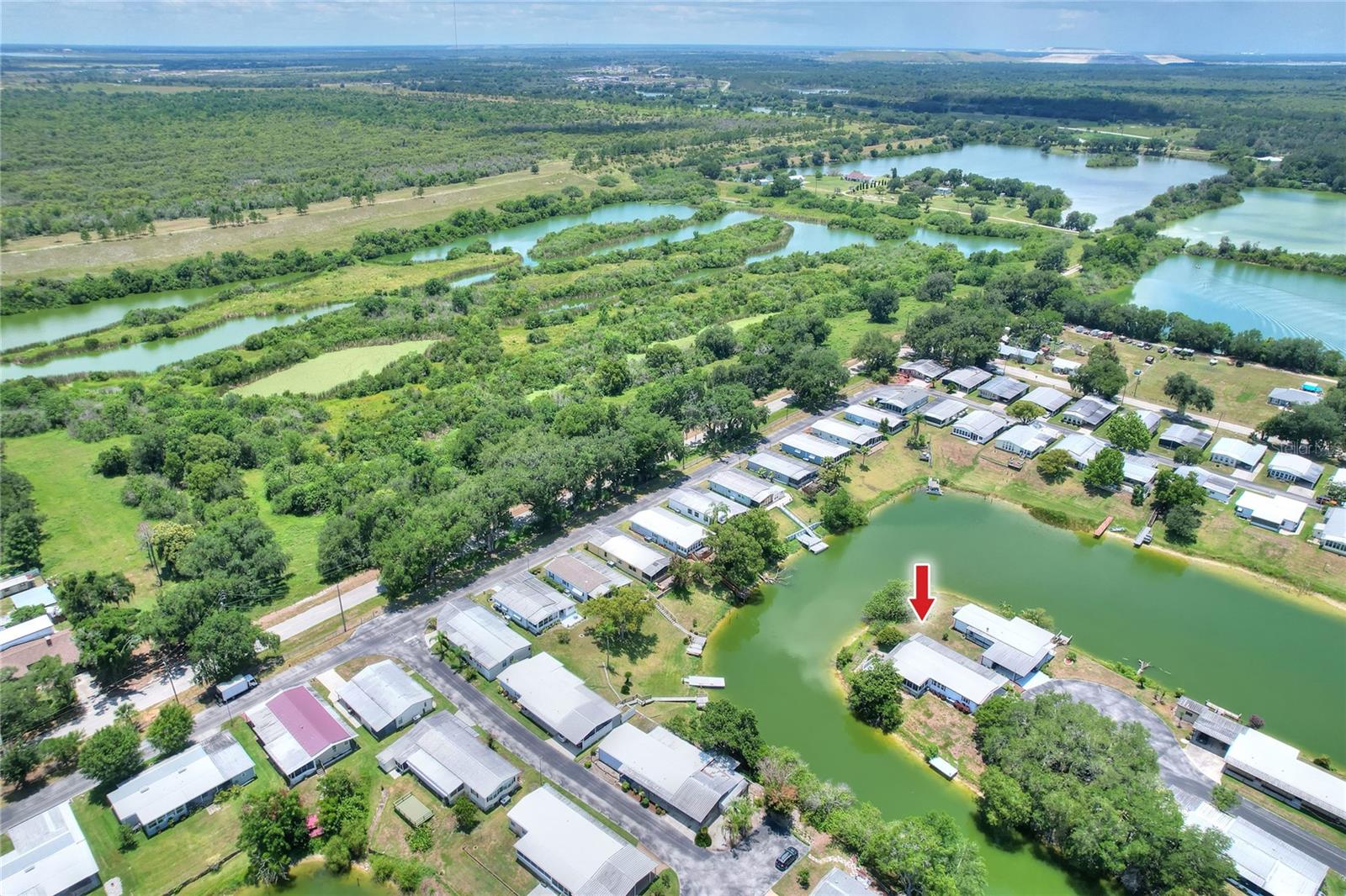 FLORAL LAKES - Residential
