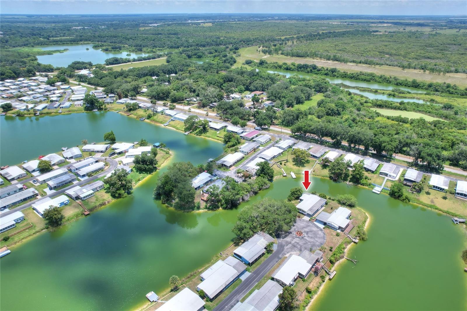 FLORAL LAKES - Residential