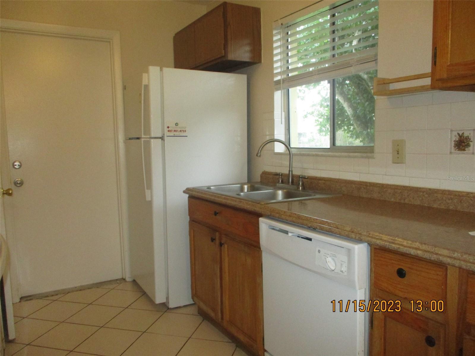 BUENAVENTURA LAKES UNIT 03 - Residential Lease