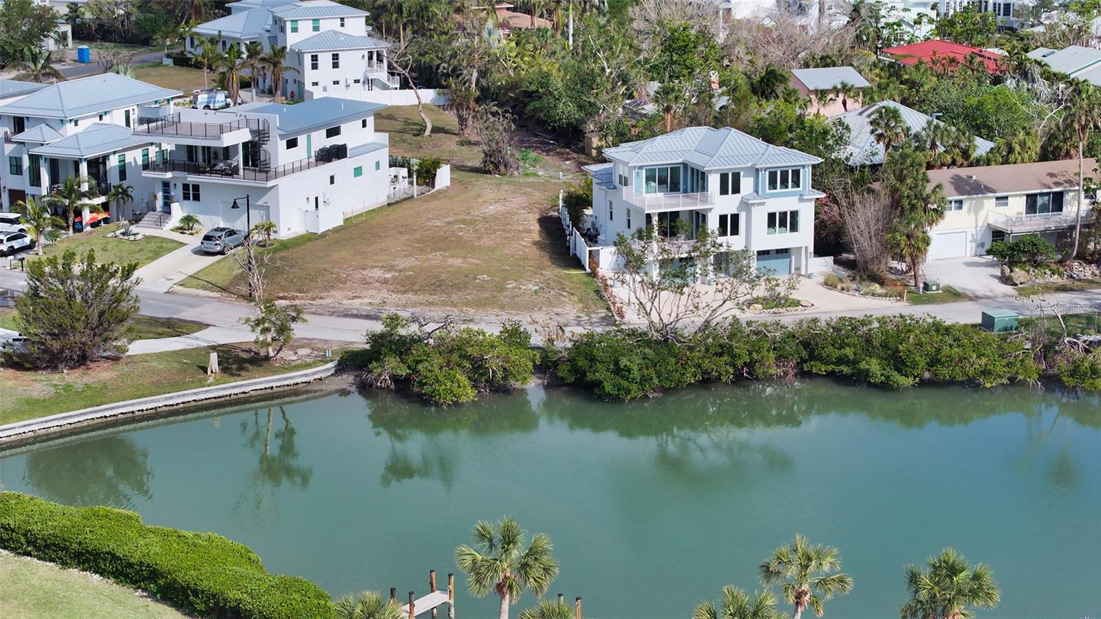 PRESERVE/LONGBEACH - Land