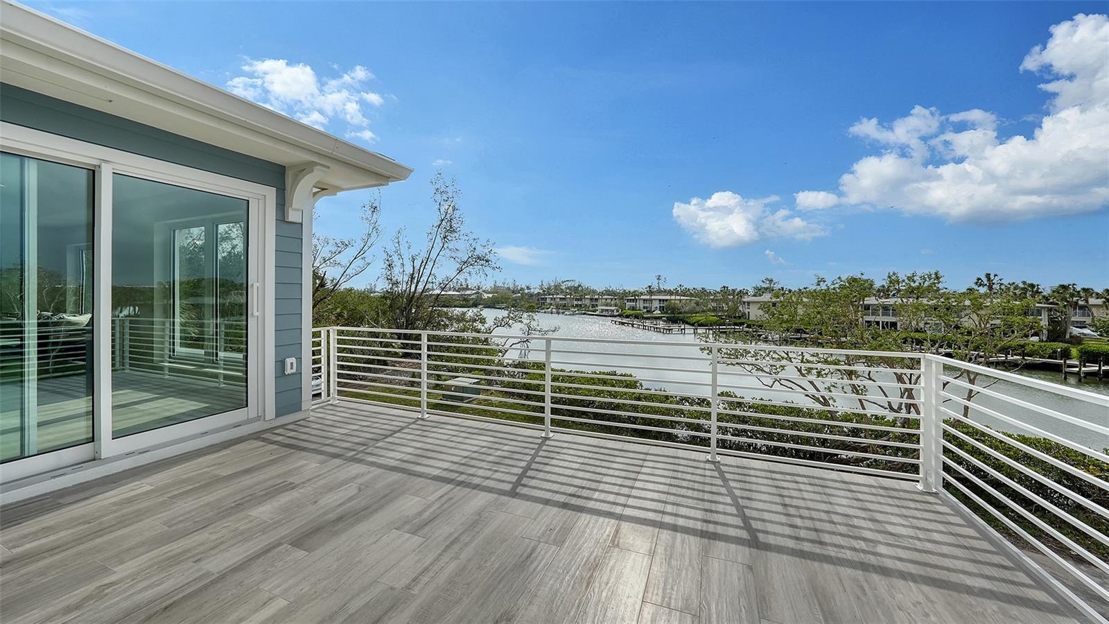 PRESERVE/LONGBEACH - Land