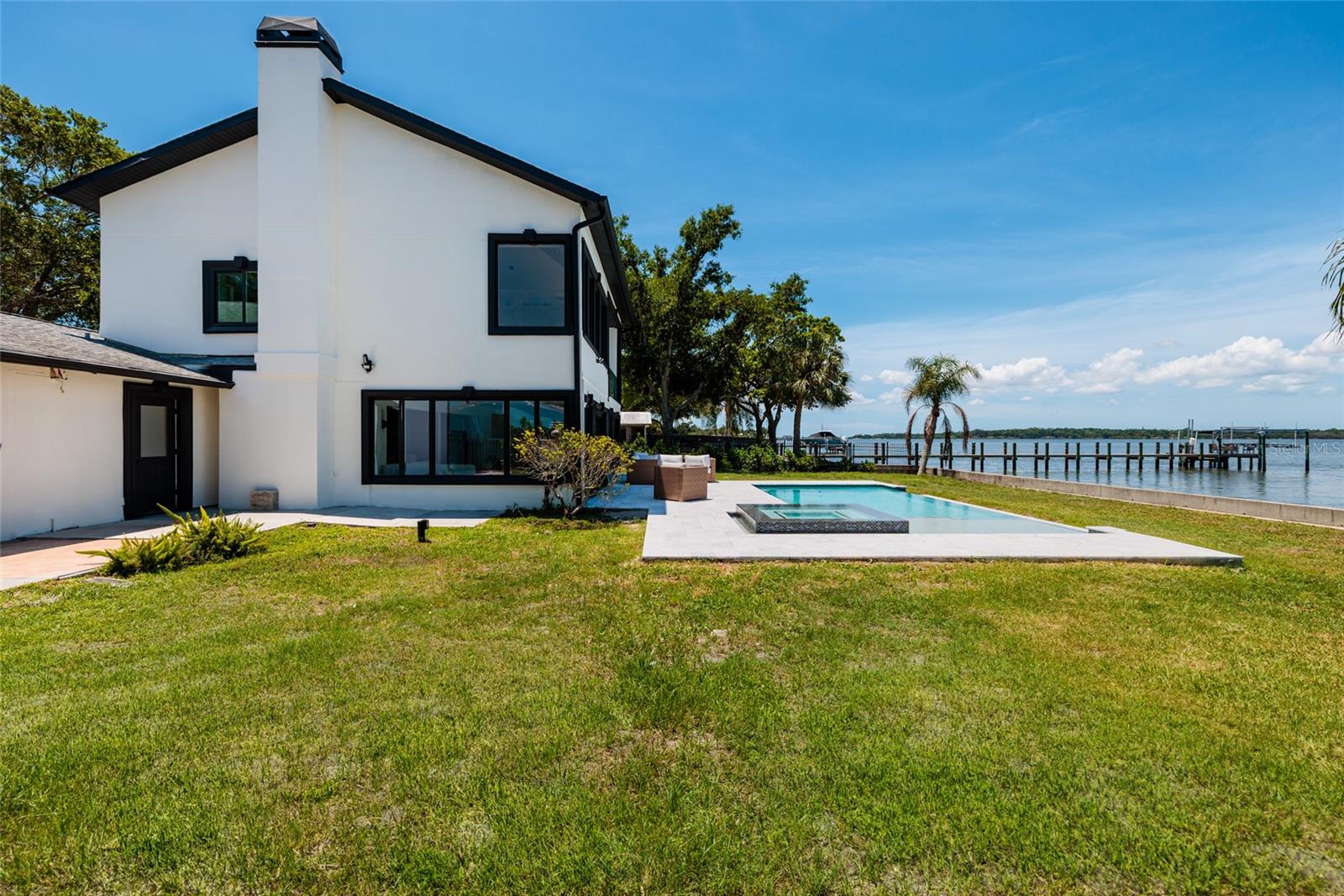 COUNTRY CLUB ADD TO OLDSMAR REV - Residential