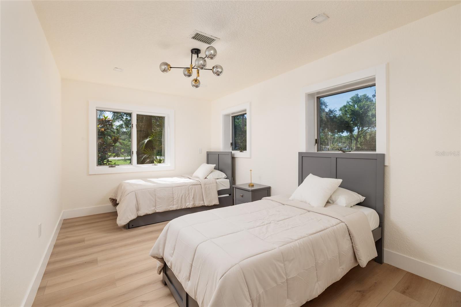 COUNTRY CLUB ADD TO OLDSMAR REV - Residential