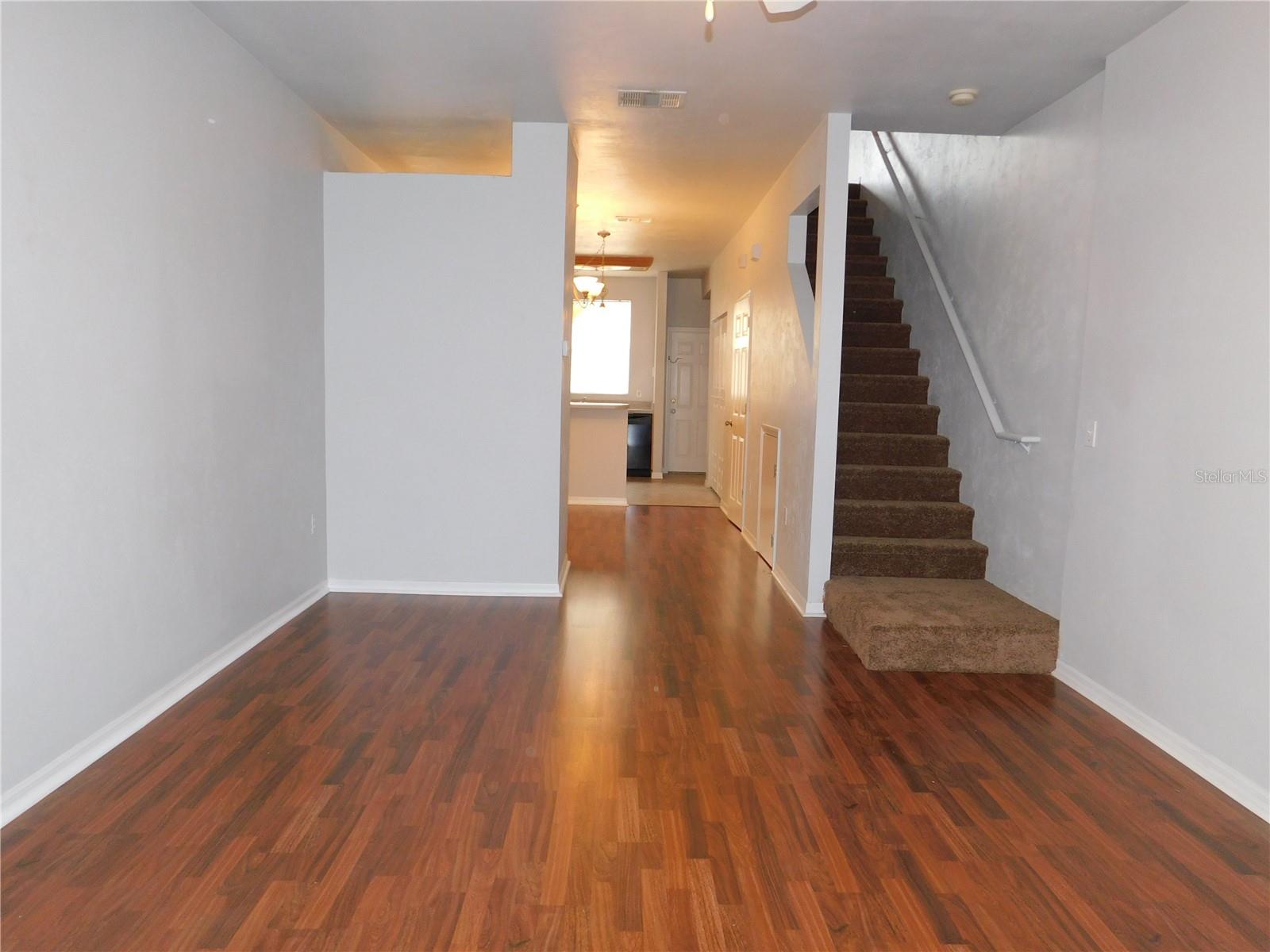 KENSINGTON PARK - Residential Lease