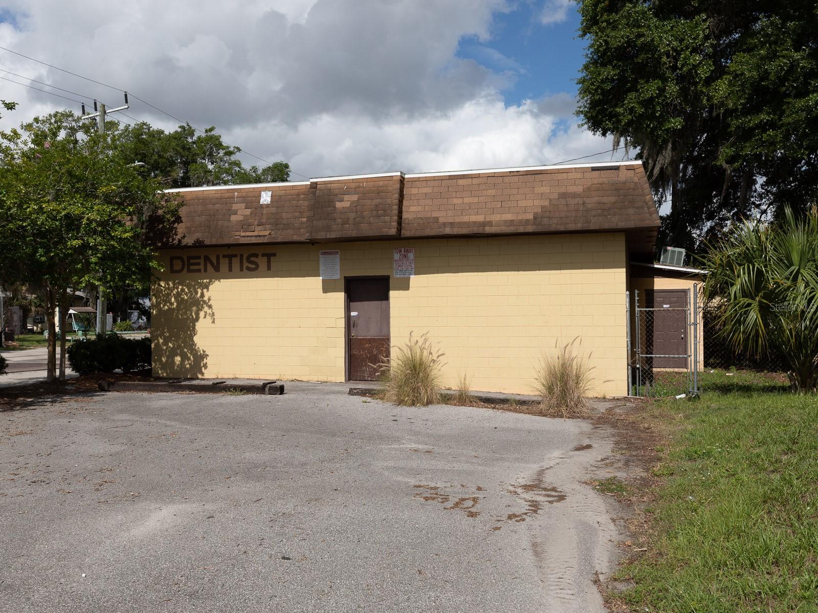 SOUTH SANFORD - Commercial Sale