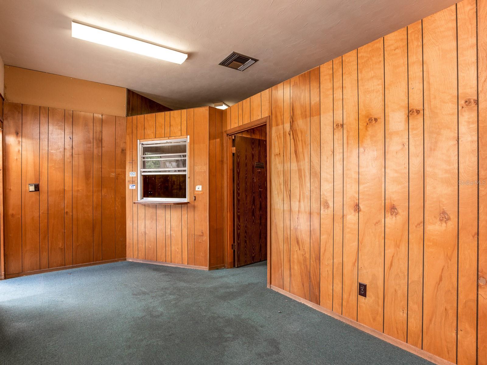 SOUTH SANFORD - Commercial Sale