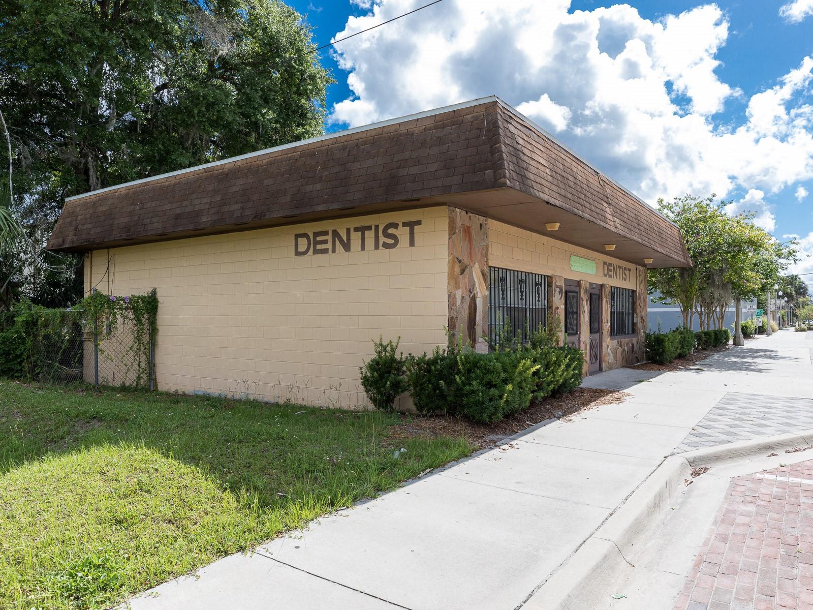 SOUTH SANFORD - Commercial Sale