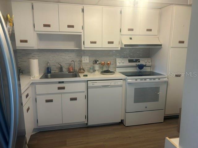 NO 1 PALM-AIRE DESOTO LAKES CC APT CONDO - Residential