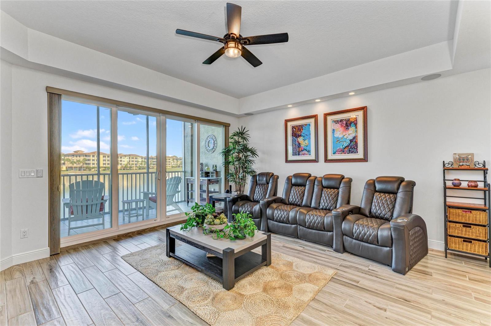 WATERFRONT AT MAIN STREET PH 1 - Residential