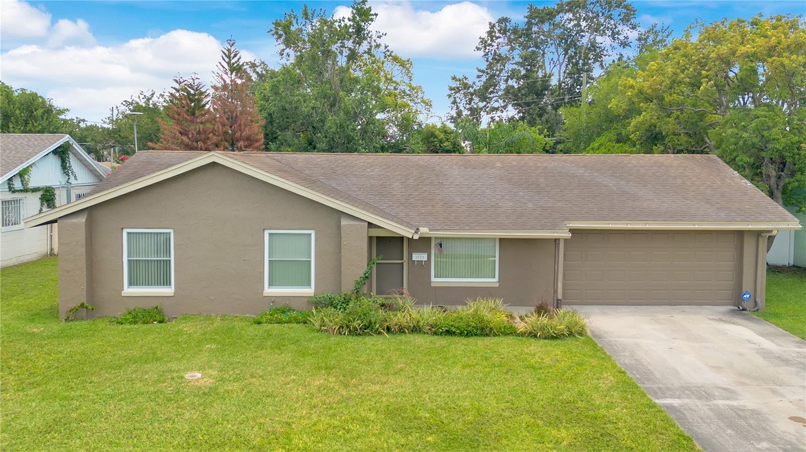 BRUCES SUNSHINE HOMES - Residential