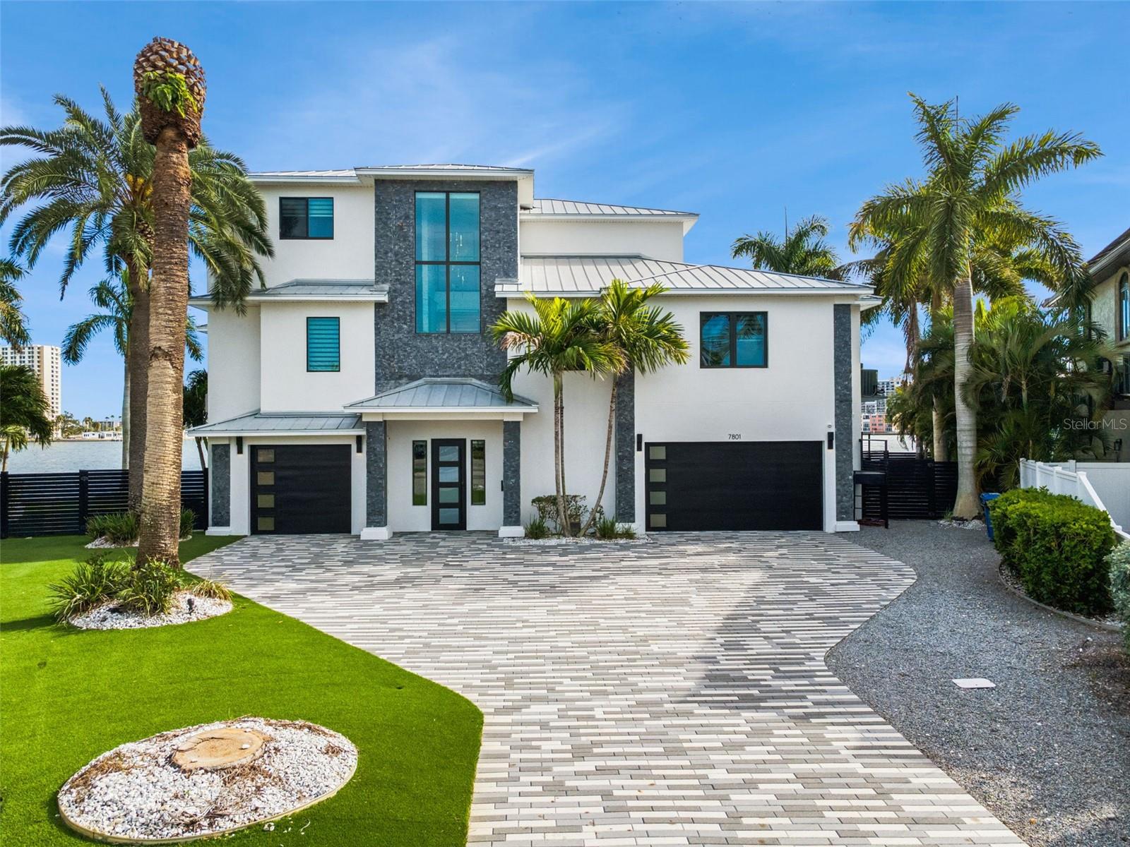 SOUTH CSWY ISLE YACHT CLUB ADD - Residential