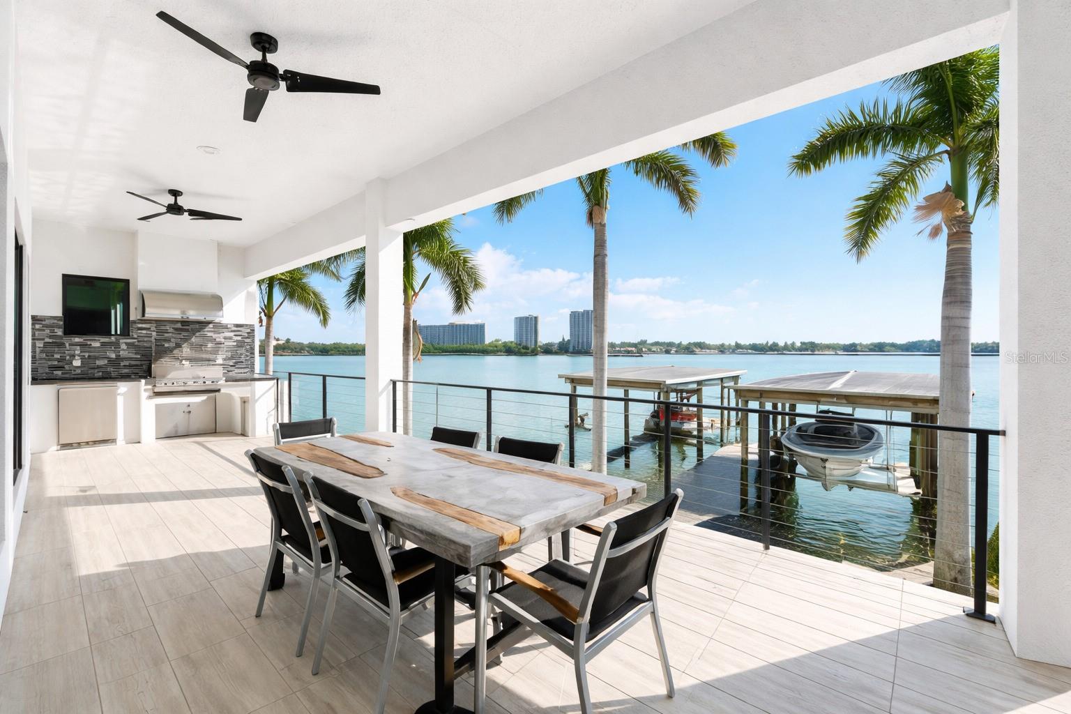 SOUTH CSWY ISLE YACHT CLUB ADD - Residential