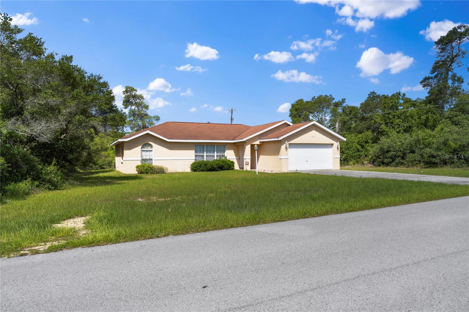 MARION OAKS UN 01 - Residential