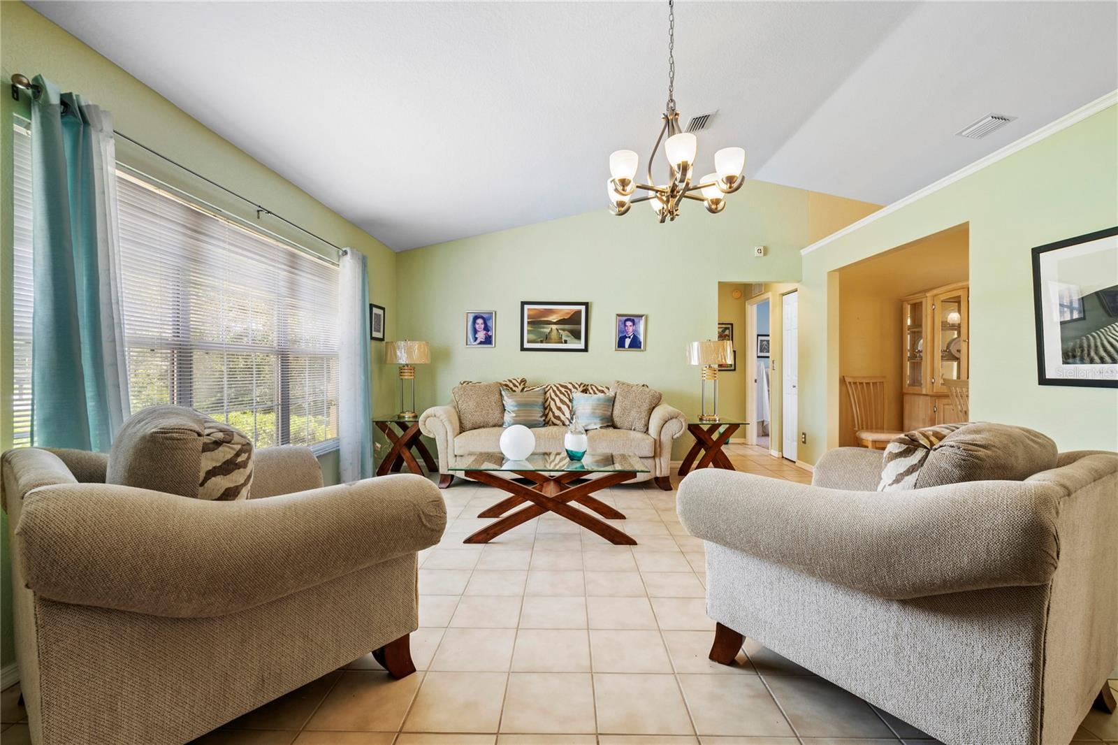 MARION OAKS UN 01 - Residential