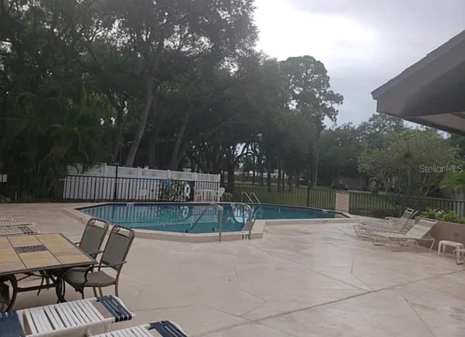 BAY OAKS CONDO - Residential