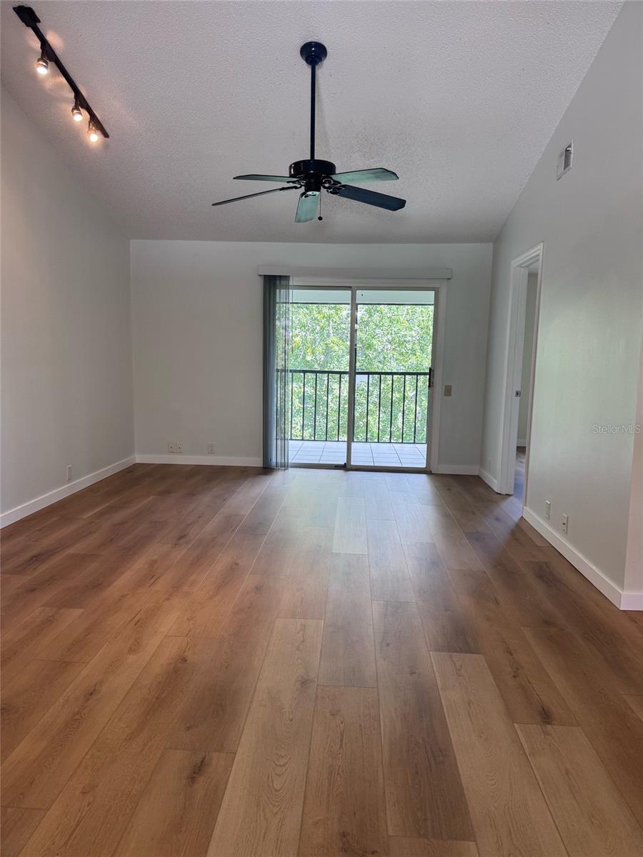 BAY OAKS CONDO - Residential