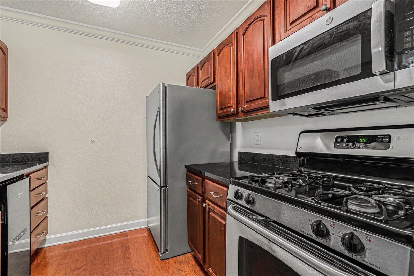 MIRIADA CONDO - Residential