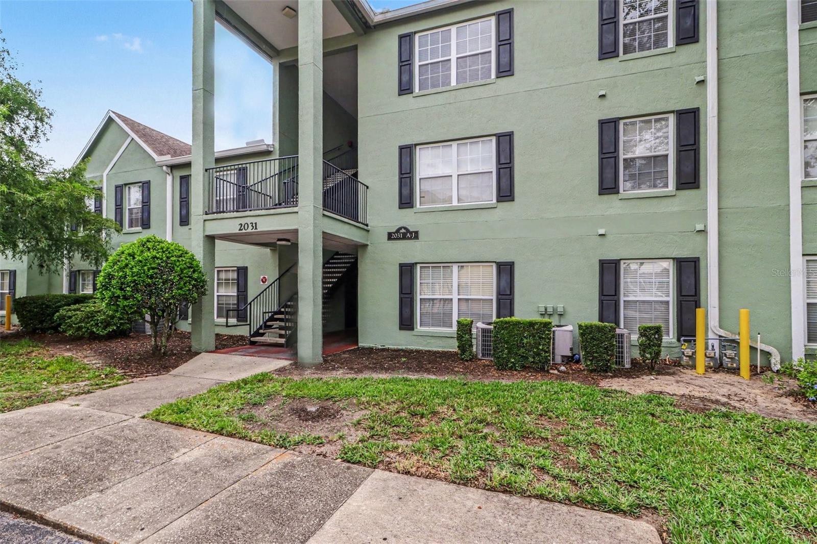 MIRIADA CONDO - Residential