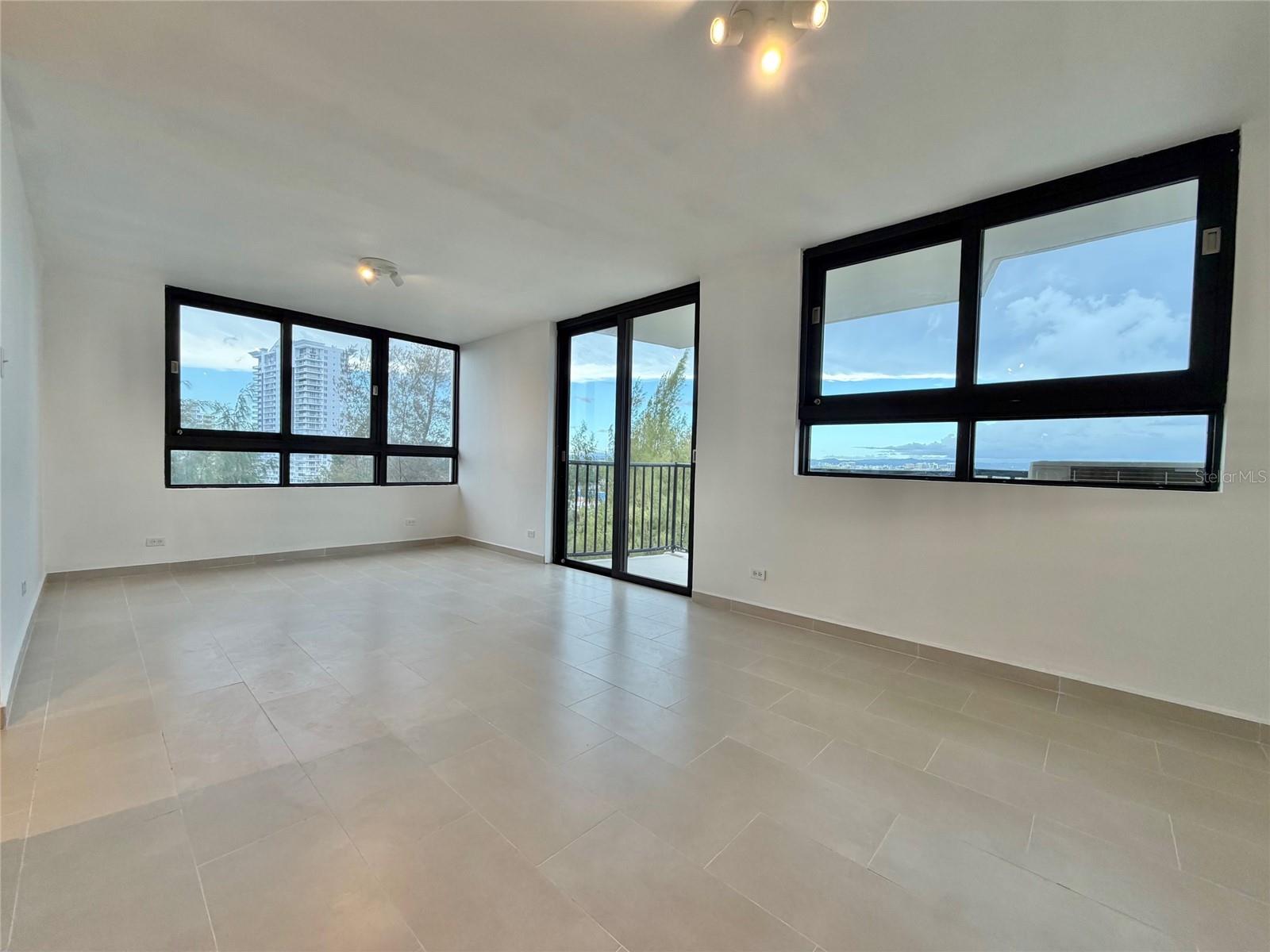 CONDOMINIO COSTAMAR - Residential