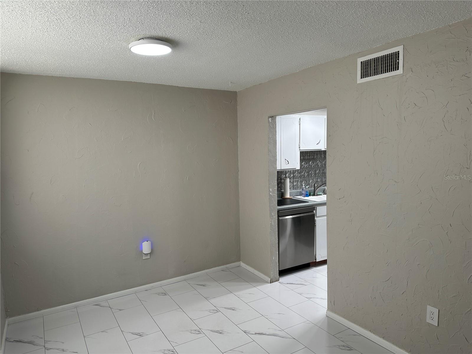 SEVILLE CONDO 1 - Residential Lease