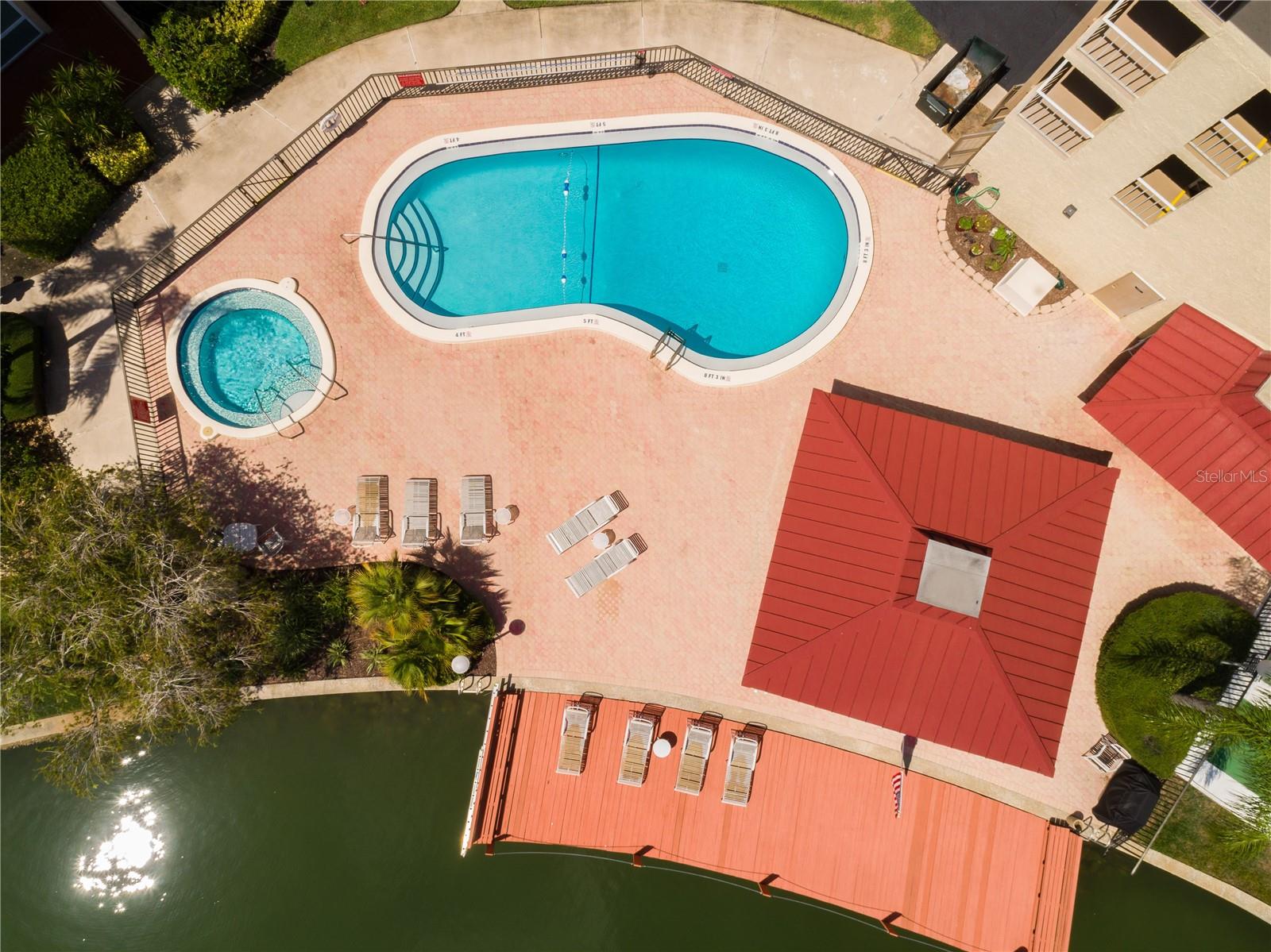 ISLANDER THE CONDO - Residential
