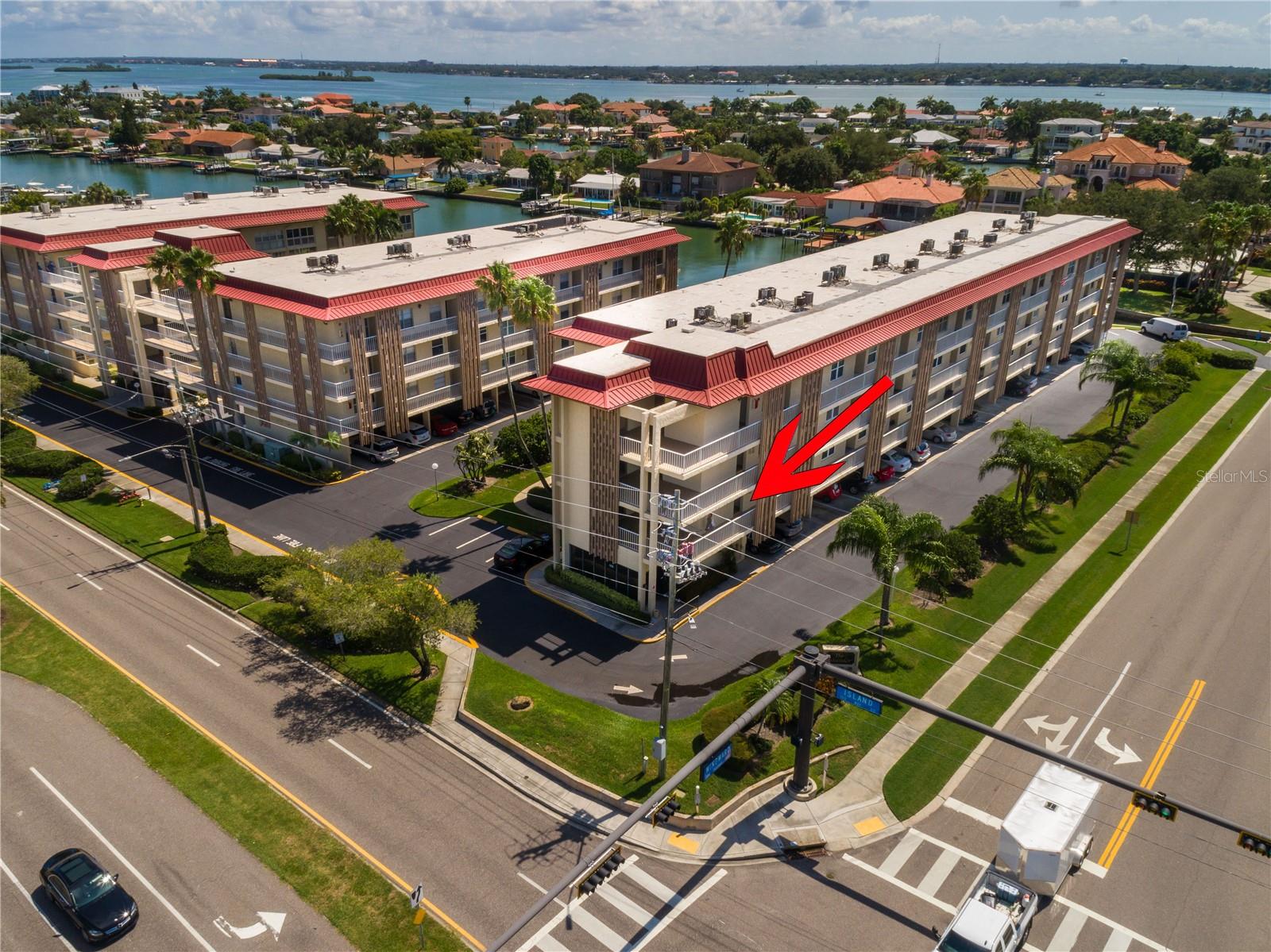 ISLANDER THE CONDO - Residential