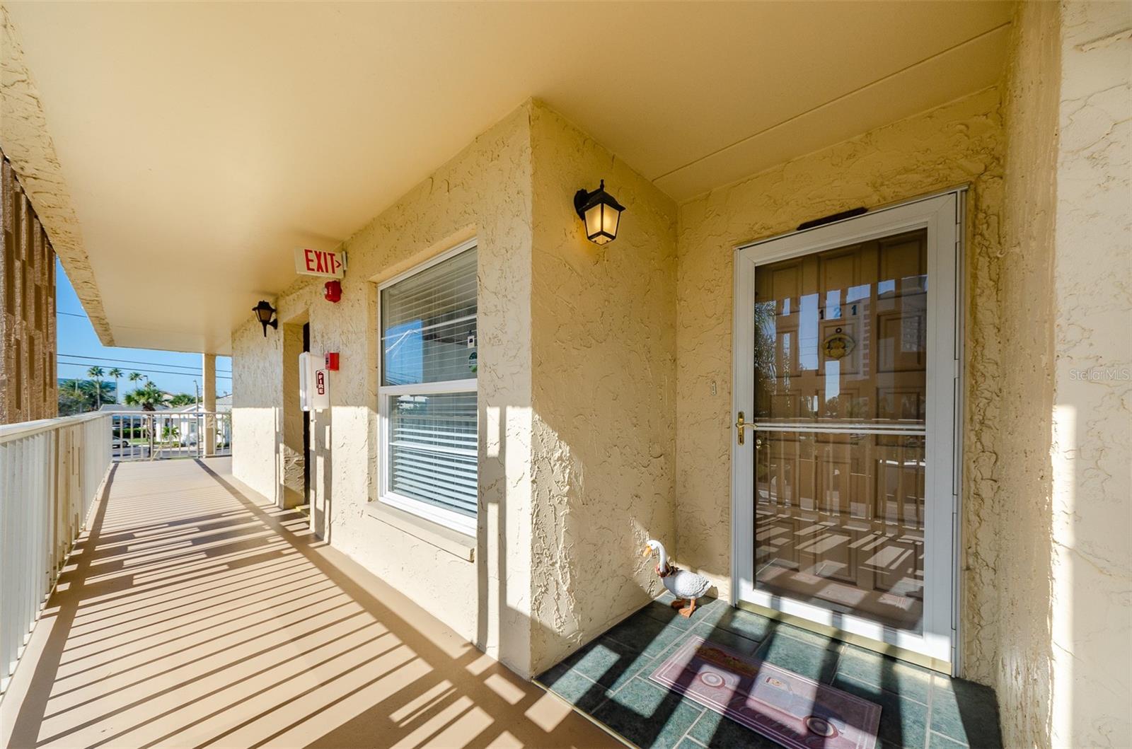 ISLANDER THE CONDO - Residential