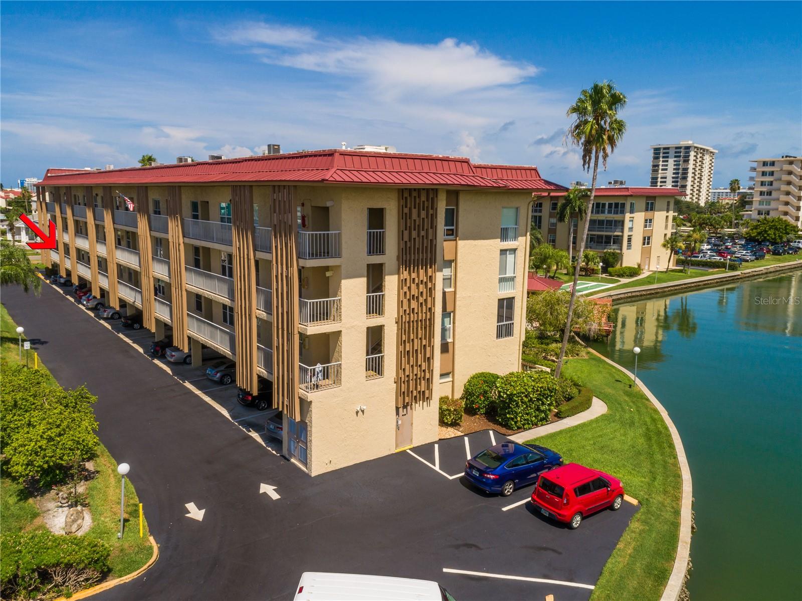 ISLANDER THE CONDO - Residential