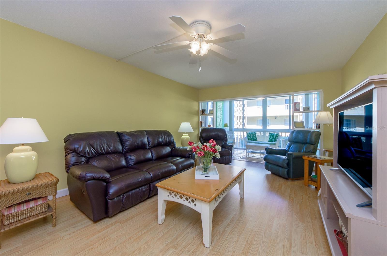 ISLANDER THE CONDO - Residential