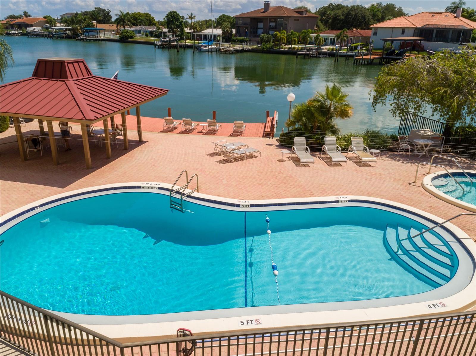 ISLANDER THE CONDO - Residential