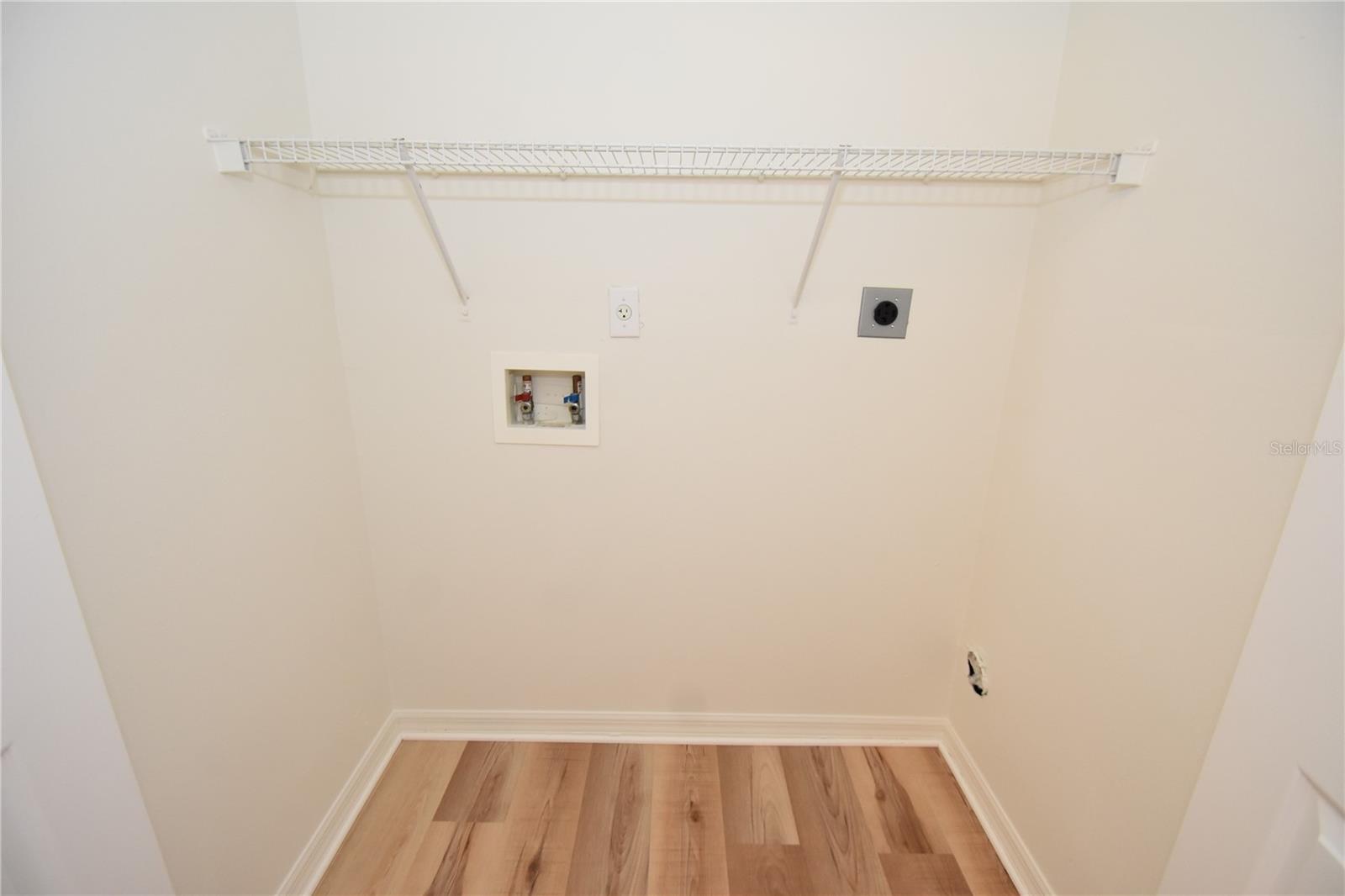 LEHIGH WOODS - Residential Lease