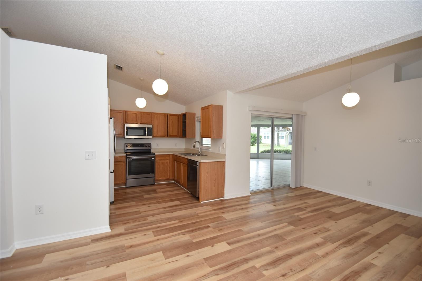 LEHIGH WOODS - Residential Lease
