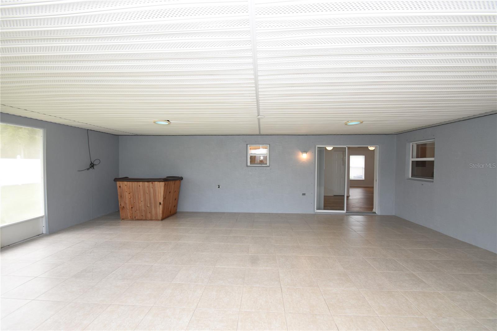 LEHIGH WOODS - Residential Lease