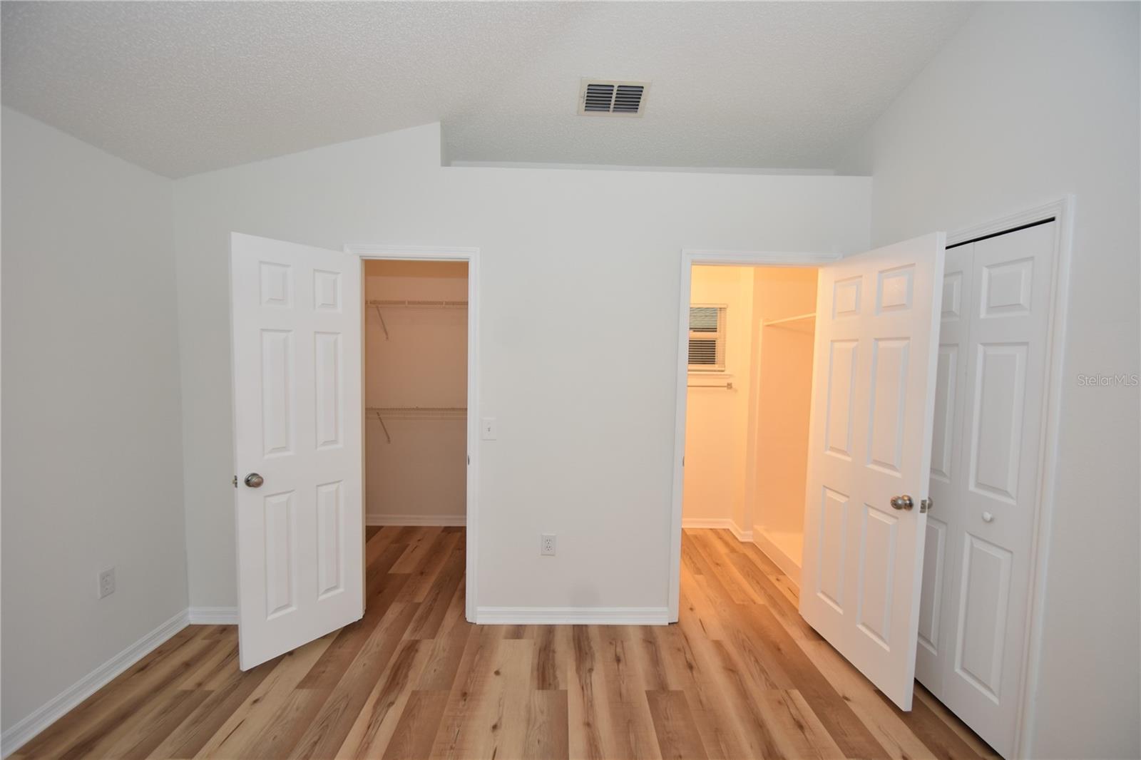 LEHIGH WOODS - Residential Lease