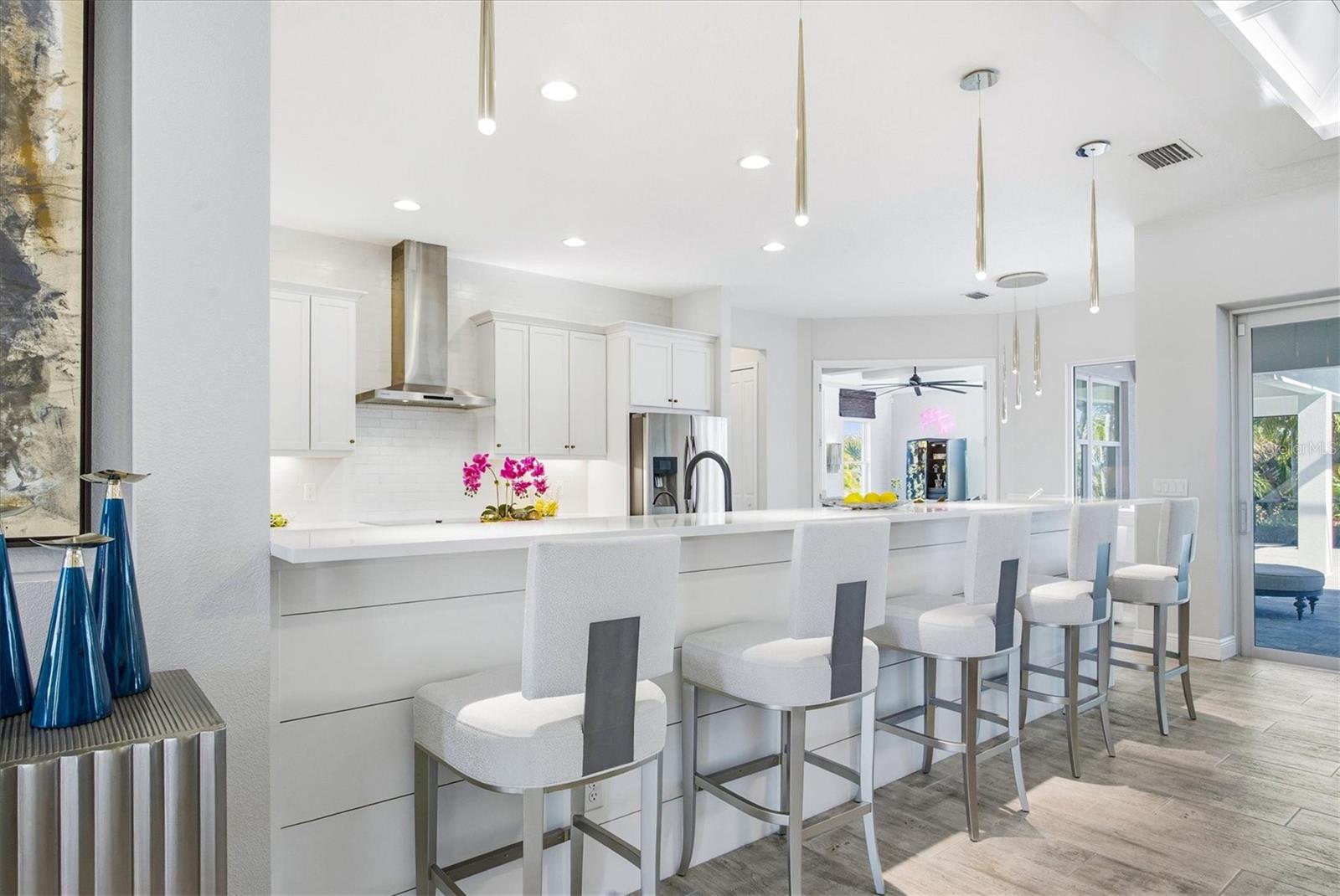 HAMPTON LAKES - Residential