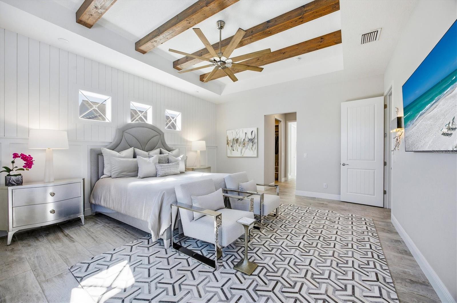 HAMPTON LAKES - Residential